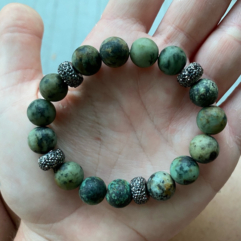 Glass beaded bracelet